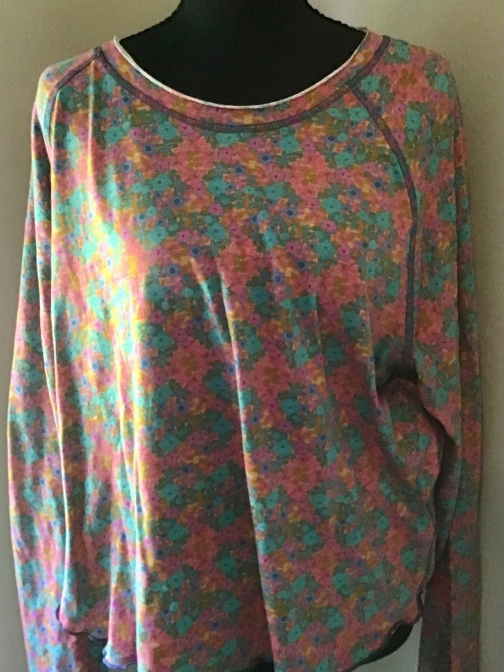 Natural Life long sleeve tee, Size XXL, multi floral pattern
